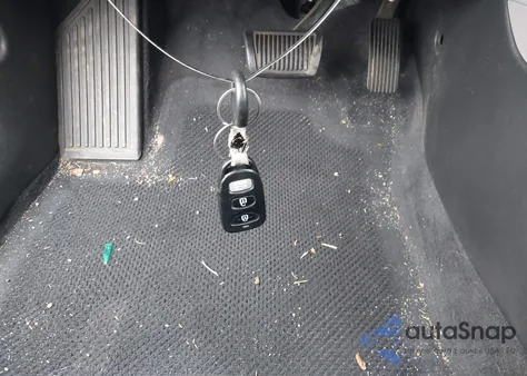 2017 Hyundai Elantra Se from USA, damaged, VIN 5NPD84LFXHH102678